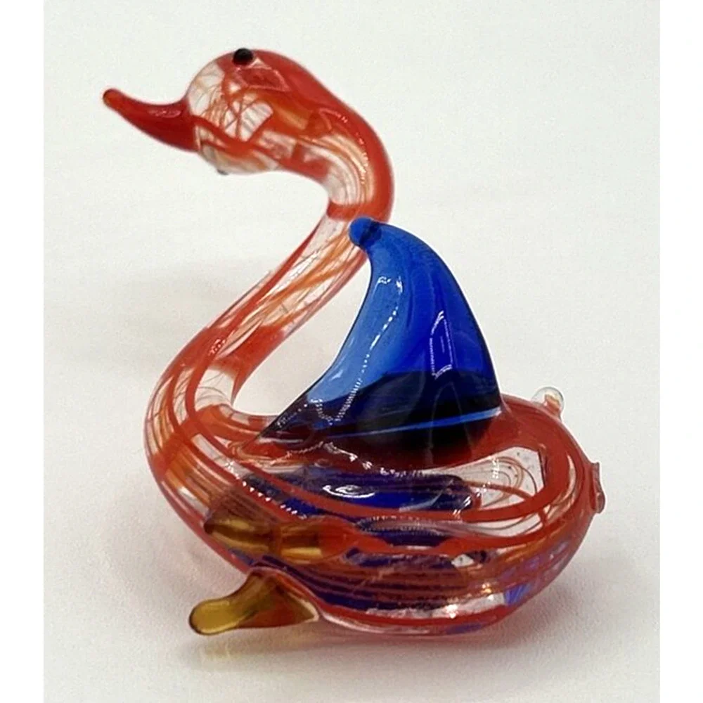 Vintage‎ Unique Blown Glass Swan Figurine 3